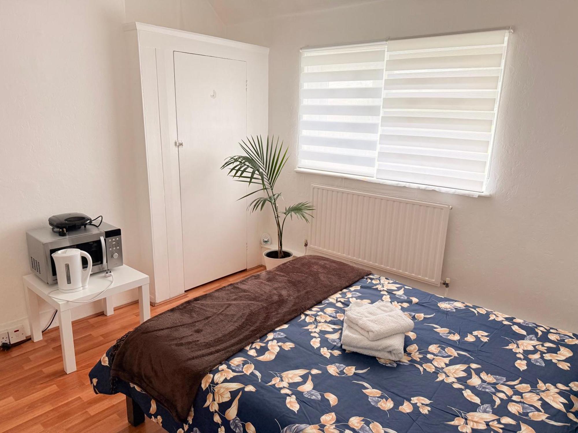 Lovely In Wembley Stadium Homestay London